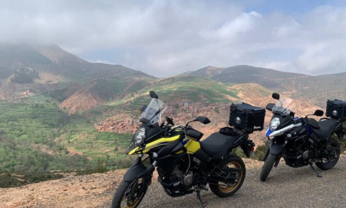 Arrivée à Tanger et découverte à moto